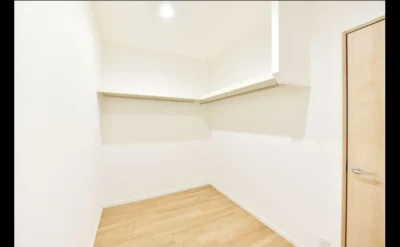 高見セントラルスクエア３１ 洋室