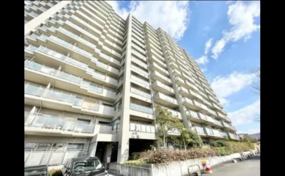 オークヒルズ香里四番館 外観1