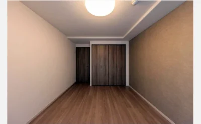 シテヌーブ阿波座 洋室1