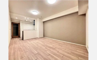 グランドメゾン小阪 リビング1