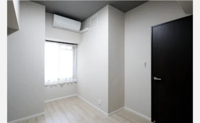 ルモン東加賀屋 洋室2