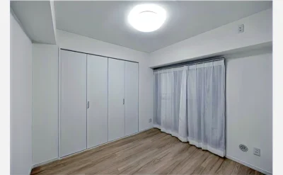 ライオンズマンション江戸堀西公園 洋室1