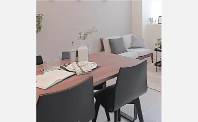 マイシティおおさか５番館 リビング1