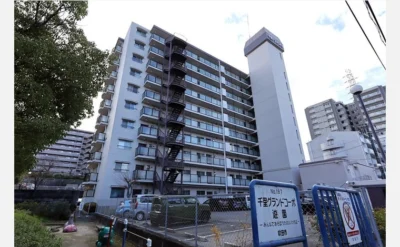 千里グランドコーポ 外観1