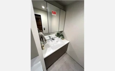 ザ・上本町タワー 洗面所1