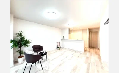 南茨木駅前ハイタウンＫ棟 1102号室のリビング1