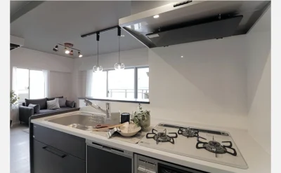 鶴見緑地ガーデンハウス 503号室のキッチン1