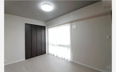 鶴見緑地ガーデンハウス 503号室の洋室1