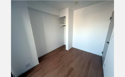 アクシス門真 1303号室の洋室2