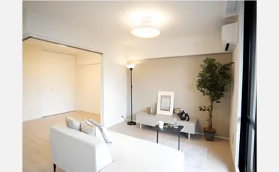 ハーティス城東 404号室のリビング1