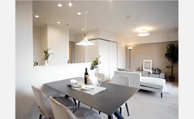 ハーティス城東 404号室のリビング2